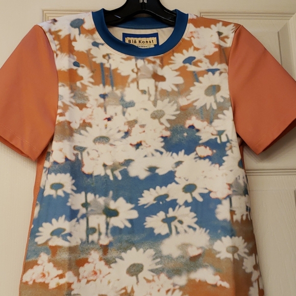 "NOT FOR SALE" CNE STUDIOS TOP NWT! - Picture 6 of 6